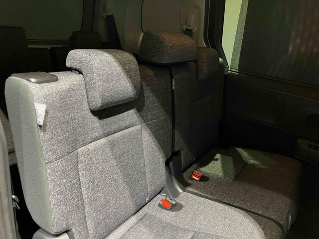 トヨタ シエンタ 30枚目