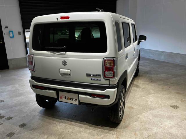 ハスラー ハイブリッドＸ　届出済未使用車　禁煙車　アルミホイール　クリアランスソナー　クルーズコントロール　レーンアシスト　衝突被害軽減システム　オートライト　スマートキー　アイドリングストップ　電動格納ミラー　シートヒーター（12枚目）