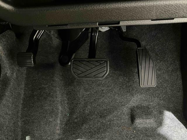 ハスラー ハイブリッドＸ　届出済未使用車　禁煙車　アルミホイール　クリアランスソナー　クルーズコントロール　レーンアシスト　衝突被害軽減システム　オートライト　スマートキー　アイドリングストップ　電動格納ミラー　シートヒーター（22枚目）