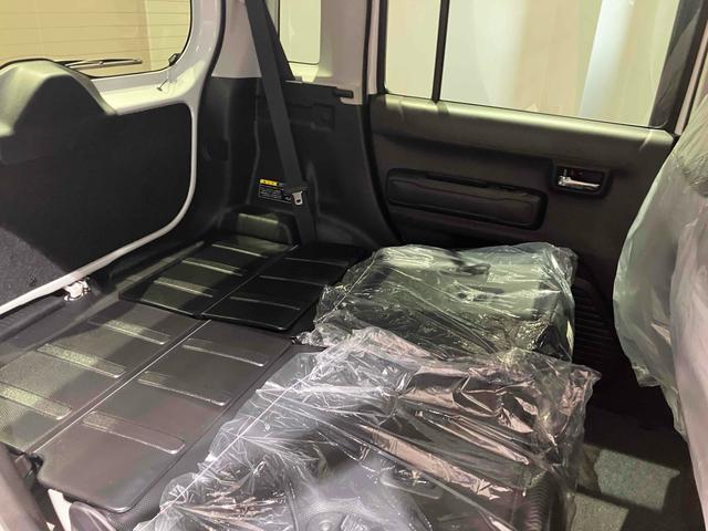 ハスラー ハイブリッドＸ　届出済未使用車　禁煙車　アルミホイール　クリアランスソナー　クルーズコントロール　レーンアシスト　衝突被害軽減システム　オートライト　スマートキー　アイドリングストップ　電動格納ミラー　シートヒーター（31枚目）