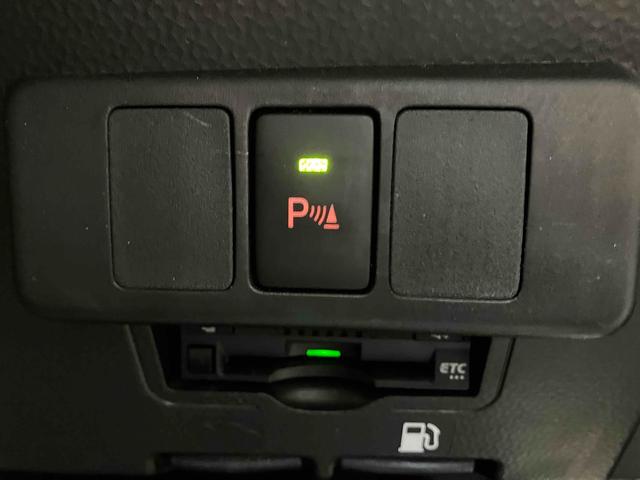 【コーナーセンサー】駐車時など障害物をセンサーが察知しアラームで教えてくれます！あると便利な装備です☆