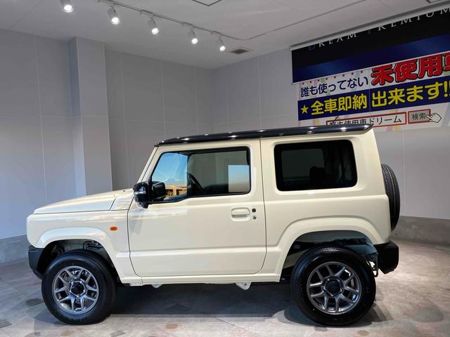 ジムニー ＸＣ　４ＷＤ　４ＷＤ　ＥＴＣ　クリアランスソナー　レーンアシスト　衝突被害軽減システム　オートライト　ヘッドライトウォッシャー　アルミホイール　スマートキー　アイドリングストップ　電動格納ミラー　シートヒーター（9枚目）