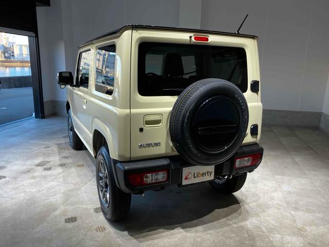 ジムニー ＸＣ　４ＷＤ　４ＷＤ　ＥＴＣ　クリアランスソナー　レーンアシスト　衝突被害軽減システム　オートライト　ヘッドライトウォッシャー　アルミホイール　スマートキー　アイドリングストップ　電動格納ミラー　シートヒーター（12枚目）