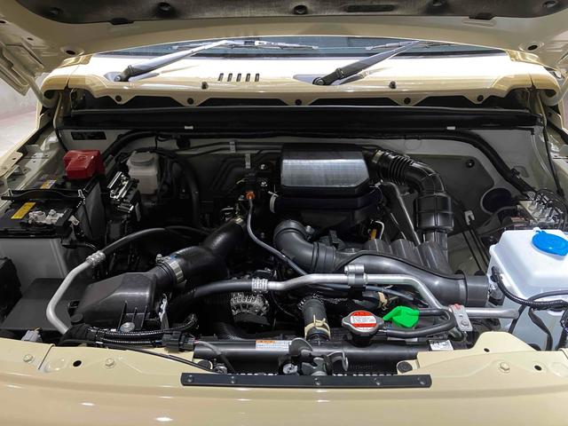 ジムニー ＸＣ　４ＷＤ　４ＷＤ　ＥＴＣ　クリアランスソナー　レーンアシスト　衝突被害軽減システム　オートライト　ヘッドライトウォッシャー　アルミホイール　スマートキー　アイドリングストップ　電動格納ミラー　シートヒーター（13枚目）