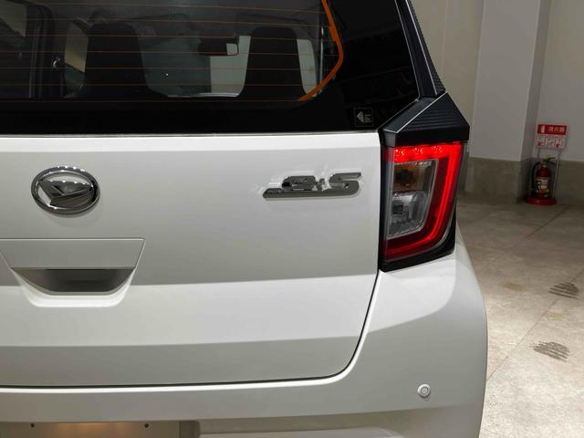 ミライース L SAIII クリアランスソナー 衝突被害軽減システム オートマチックハイビーム アイドリングストップ CVT ESC CD ミュージックプレイヤー接続可 エアコン パワーウィンドウ(19枚目)