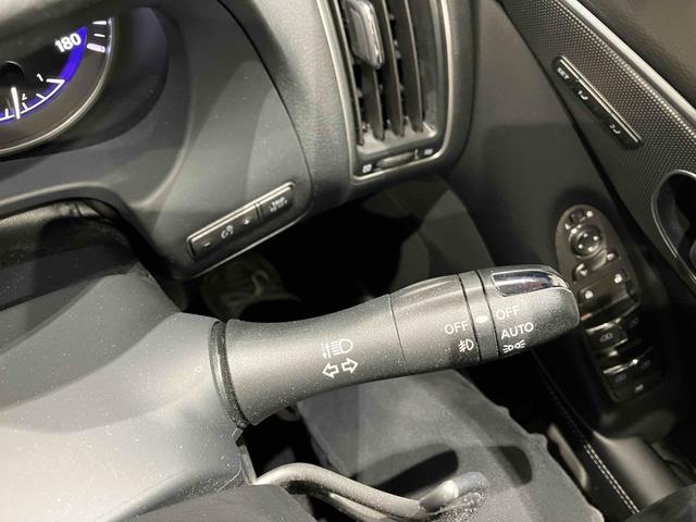 スカイライン ３５０ＧＴ　ハイブリッド　タイプＳＰ　ナビ　全周囲カメラ　ＥＴＣ　クリアランスソナー　オートクルーズコントロール　アルミホイール　オートライト　ＬＥＤヘッドランプ　ＡＴ　シートヒーター　スマートキー（42枚目）