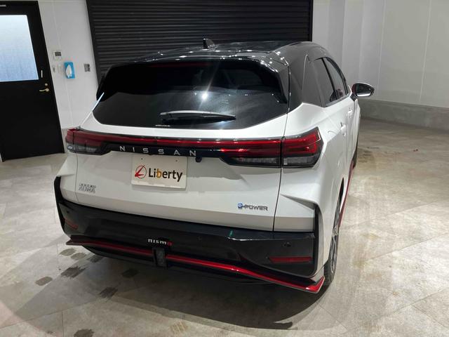 日産 オーラ 16枚目