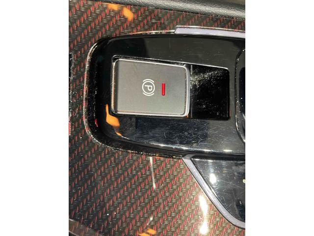 日産 オーラ 24枚目