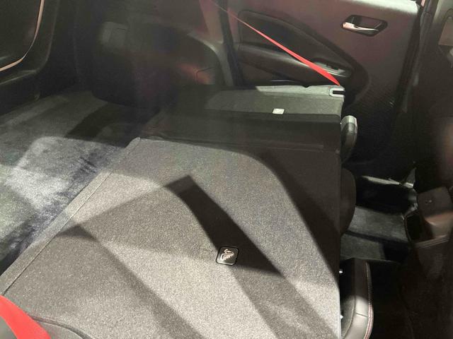 日産 オーラ 34枚目