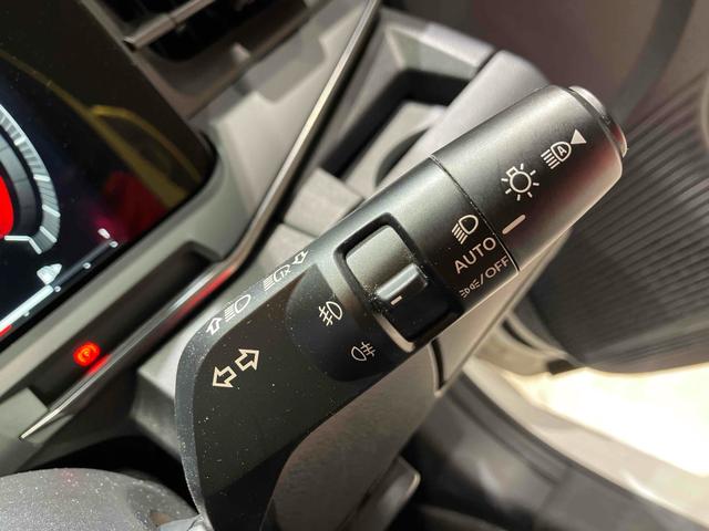 日産 オーラ 49枚目