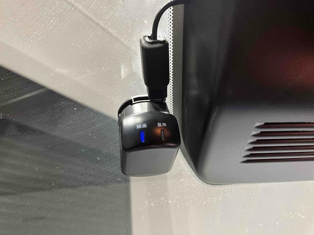 日産 オーラ 51枚目