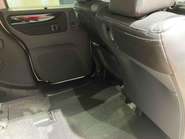 ホンダ Ｎ－ＢＯＸカスタム 32枚目