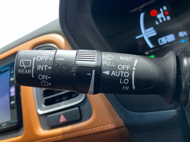 ヴェゼル ハイブリッドZ・ホンダセンシング 衝突軽減B 純正ナビ Bカメラ ビルドインETC アダプティブクルーズコントロール LEDヘッドライト フォグライト スマートキー プッシュスタート 革巻きハンドル 前席シートヒーター 電子パーキング(33枚目)