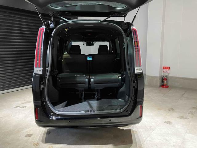 エスクァイア ハイブリッドGi ETC バックカメラ ナビ レーンアシスト 衝突被害軽減システム 両側電動スライドドア オートマチックハイビーム オートライト スマートキー 電動格納ミラー 後席モニター(31枚目)