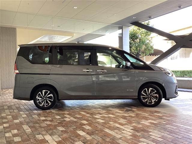 セレナ X バックカメラ ナビ TV クリアランスソナー オートクルーズコントロール 衝突被害軽減システム 両側スライドドア スマートキー アイドリングストップ 電動格納ミラー 3列シート(17枚目)