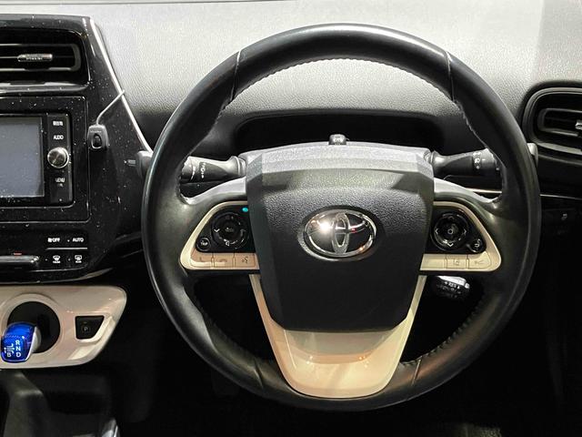 トヨタ プリウス 6枚目