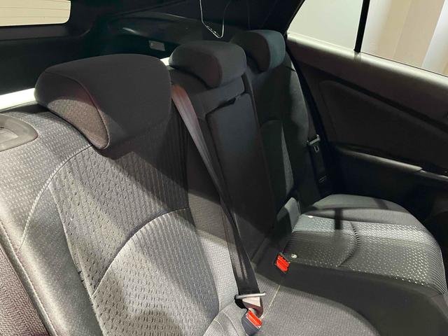 トヨタ プリウス 31枚目