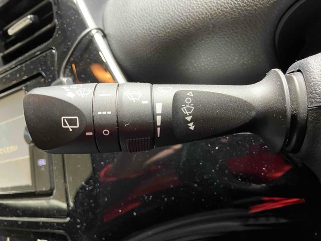 トヨタ プリウス 37枚目