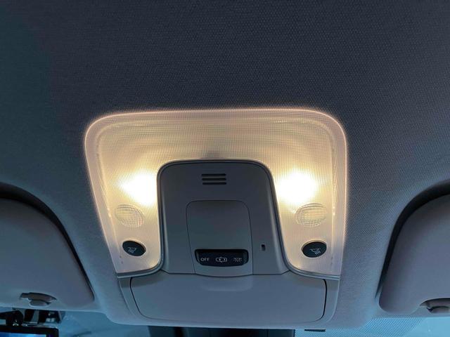 トヨタ プリウス 43枚目