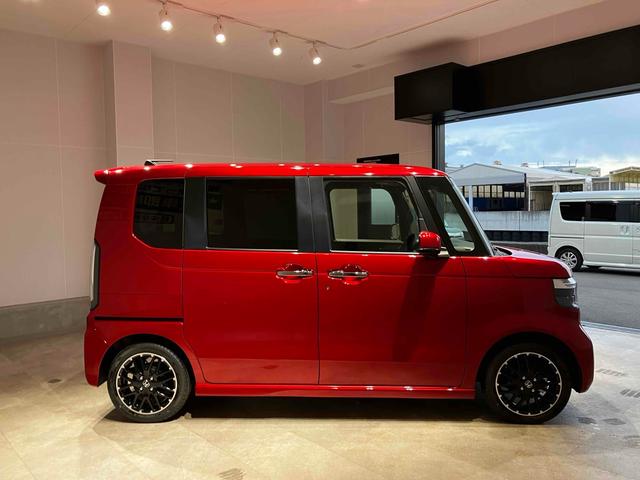 ホンダ N-BOXカスタム 9枚目