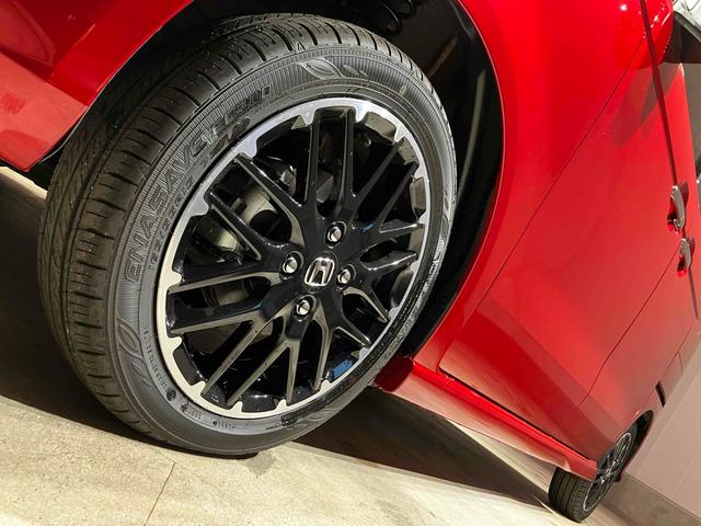 ホンダ N-BOXカスタム 19枚目