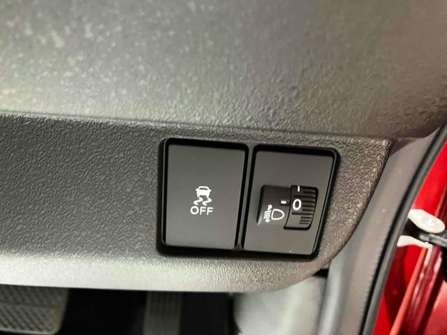 ホンダ N-BOXカスタム 29枚目