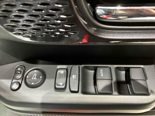 ホンダ N-BOXカスタム 32枚目