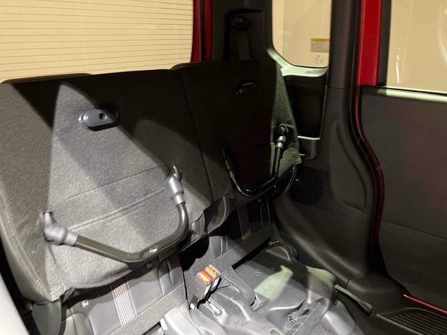 ホンダ N-BOXカスタム 40枚目