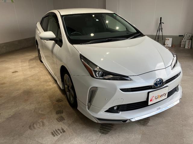 トヨタ プリウス 17枚目