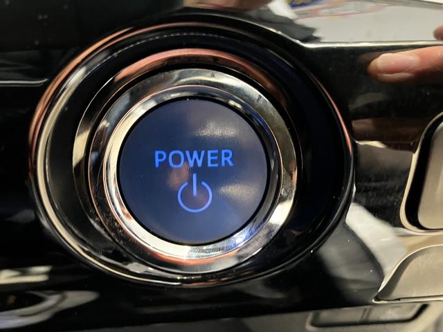 トヨタ プリウス 26枚目