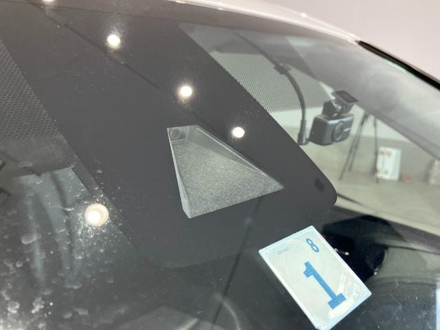 トヨタ プリウス 33枚目