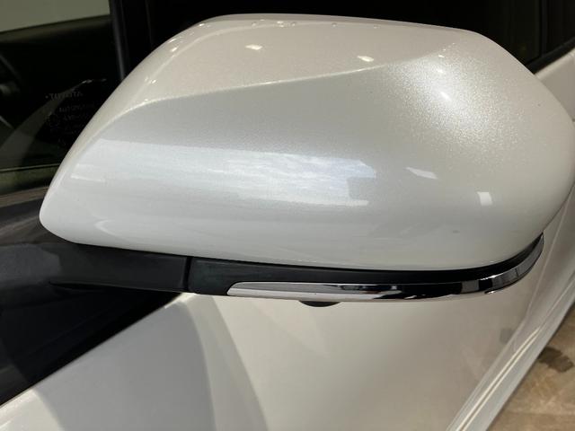 トヨタ プリウス 36枚目