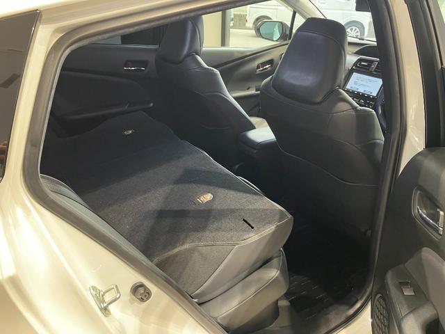 トヨタ プリウス 46枚目