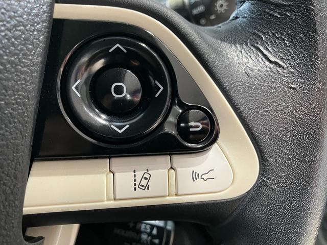 トヨタ プリウス 11枚目