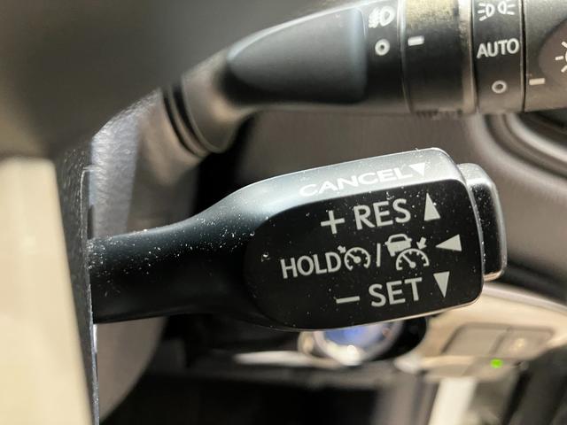 トヨタ プリウス 28枚目