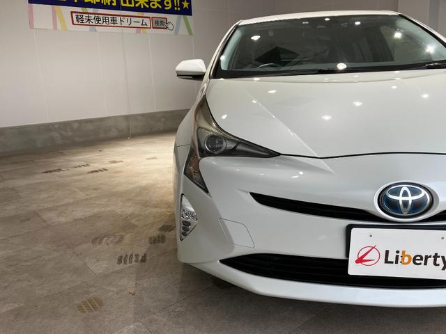トヨタ プリウス 33枚目