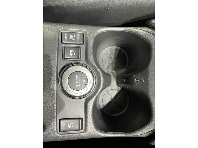 日産 エクストレイル 13枚目