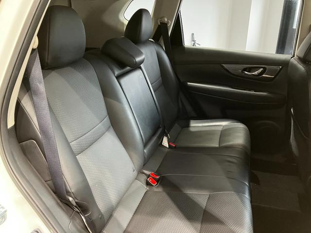 日産 エクストレイル 35枚目
