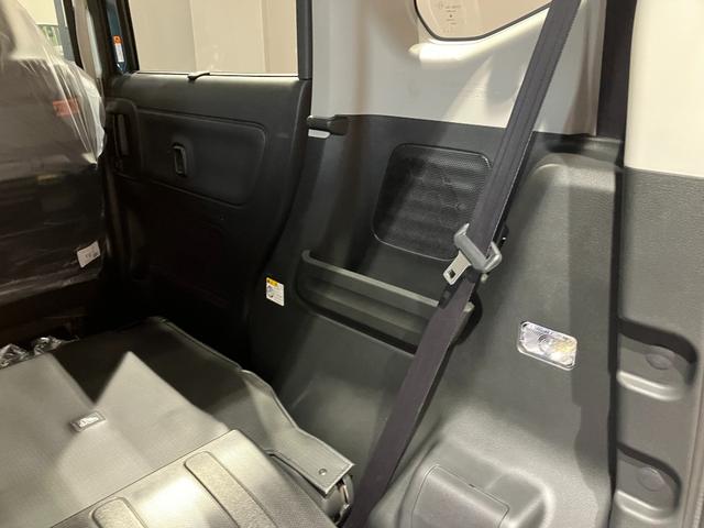 スペーシアギア ハイブリッドＸＺ　届出済未使用車　両側電動スライドドア　クリアランスソナー　オートクルーズコントロール　レーンアシスト　衝突被害軽減システム　オートライト　ＬＥＤヘッドランプ　ヘッドライトウォッシャー　スマートキー（31枚目）