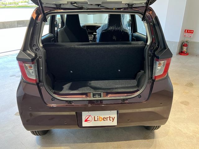 ミライース Ｌ　ＳＡＩＩＩ　届出済未使用車　クリアランスソナー　衝突被害軽減システム　オートマチックハイビーム　オートライト　キーレスエントリー　アイドリングストップ　ＣＶＴ　盗難防止システム　ＡＢＳ　ＥＳＣ　衝突安全ボディ（13枚目）