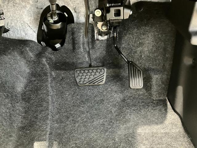 ミライース Ｌ　ＳＡＩＩＩ　届出済未使用車　クリアランスソナー　衝突被害軽減システム　オートマチックハイビーム　オートライト　キーレスエントリー　アイドリングストップ　ＣＶＴ　盗難防止システム　ＡＢＳ　ＥＳＣ　衝突安全ボディ（21枚目）