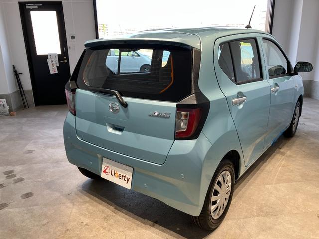 ミライース Ｌ　ＳＡＩＩＩ　届出済未使用車　クリアランスソナー　衝突被害軽減システム　オートマチックハイビーム　オートライト　キーレスエントリー　アイドリングストップ　ＣＶＴ　盗難防止システム　ＡＢＳ　ＥＳＣ　衝突安全ボディ（12枚目）