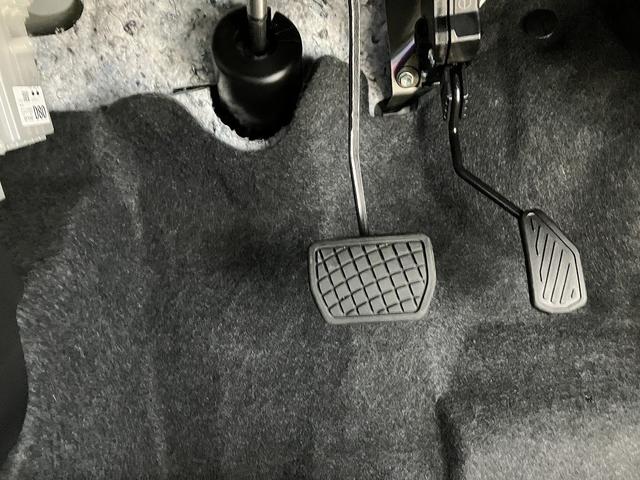 タフト G クロムベンチャー 届出済未使用車 ガラスルーフ クリアランスソナー オートクルーズコントロール 衝突被害軽減システム オートライト LEDヘッドランプ スマートキー アイドリングストップ 電動格納ミラー シートヒーター(20枚目)