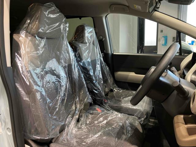 フリード エアー　登録済未使用車　禁煙車　クリアランスソナー　クルーズコントロール　レーンアシスト　衝突被害軽減システム　両側電動スライドドア　オートライト　ＬＥＤヘッドランプ　スマートキー　電動格納ミラー（29枚目）