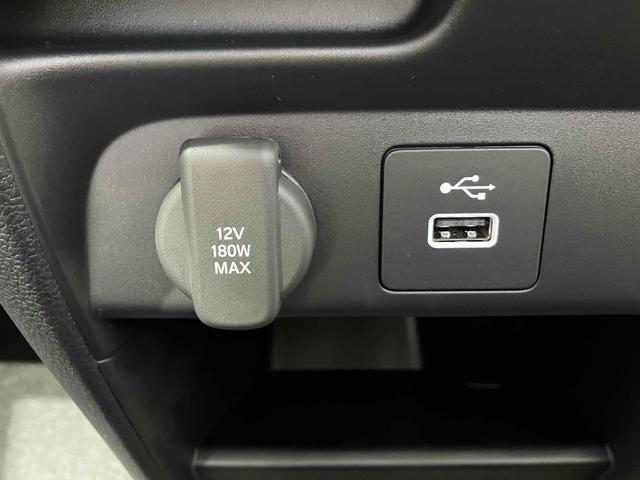 フリード エアー　登録済未使用車　禁煙車　クリアランスソナー　クルーズコントロール　レーンアシスト　衝突被害軽減システム　両側電動スライドドア　オートライト　ＬＥＤヘッドランプ　スマートキー　電動格納ミラー（39枚目）