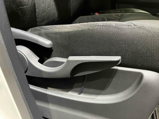 タンク カスタムＧ　Ｓ　ドライブレコーダー　ＥＴＣ　バックカメラ　ナビ　ＴＶ　両側電動スライドドア　クリアランスソナー　オートクルーズコントロール　衝突被害軽減システム　アルミホイール　オートライト　ＬＥＤヘッドランプ（50枚目）