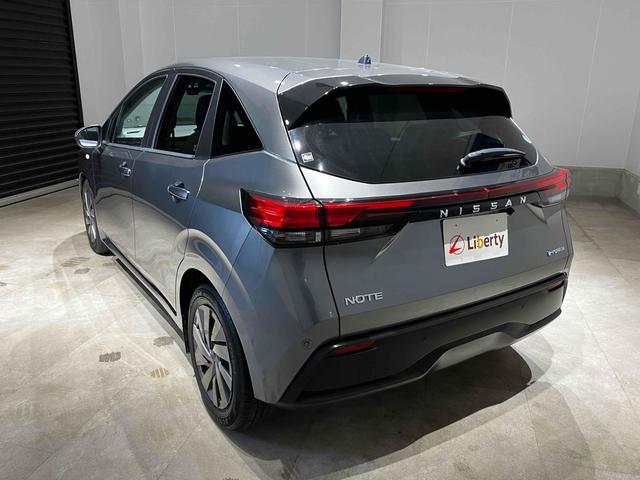 ノート Ｓ　ＥＴＣ　バックカメラ　ナビ　クリアランスソナー　衝突被害軽減システム　オートマチックハイビーム　オートライト　スマートキー　電動格納ミラー　ＣＶＴ　盗難防止システム　衝突安全ボディ（20枚目）