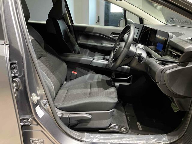 ノート Ｓ　ＥＴＣ　バックカメラ　ナビ　クリアランスソナー　衝突被害軽減システム　オートマチックハイビーム　オートライト　スマートキー　電動格納ミラー　ＣＶＴ　盗難防止システム　衝突安全ボディ（43枚目）