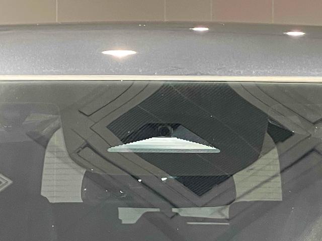 ステップワゴン スパーダ　バックカメラ　クリアランスソナー　オートクルーズコントロール　レーンアシスト　衝突被害軽減システム　両側電動スライドドア　オートライト　ＬＥＤヘッドランプ　スマートキー　電動格納ミラー　シートヒーター（22枚目）