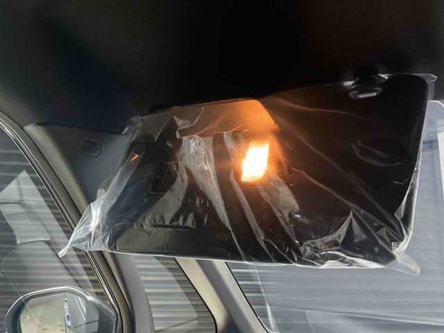 ステップワゴン スパーダ　バックカメラ　クリアランスソナー　オートクルーズコントロール　レーンアシスト　衝突被害軽減システム　両側電動スライドドア　オートライト　ＬＥＤヘッドランプ　スマートキー　電動格納ミラー　シートヒーター（59枚目）